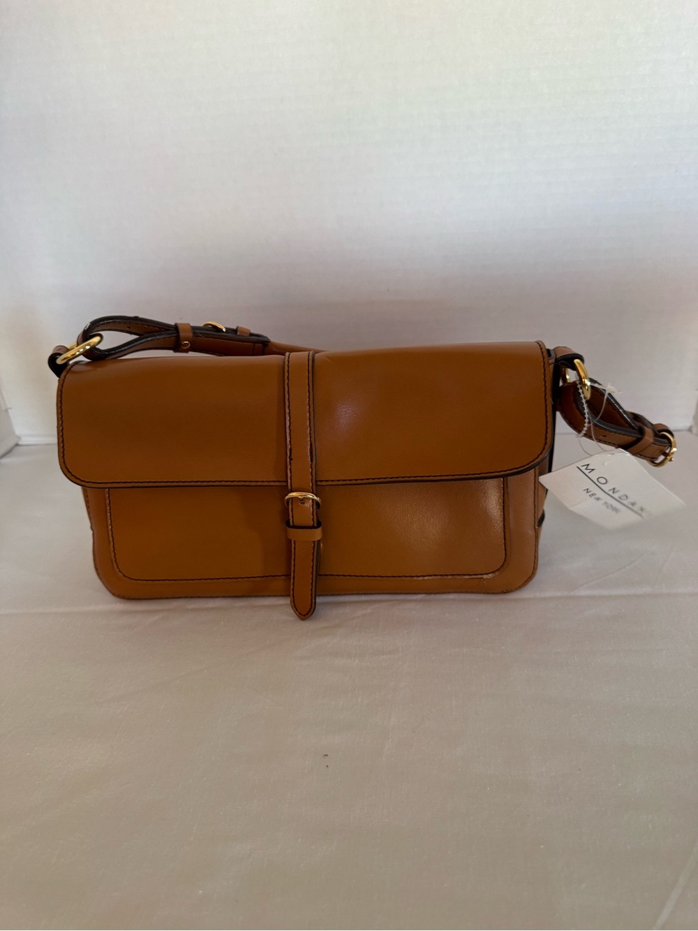Mondani New York Shoulder-bag  with Gold Hardware